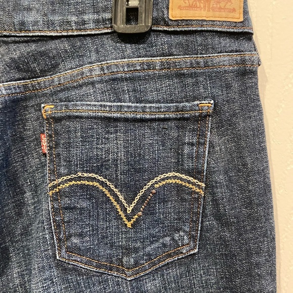 Levi’s 515 Classic Bootcut Medium Wash Jeans Size 10 - Picture 6 of 7